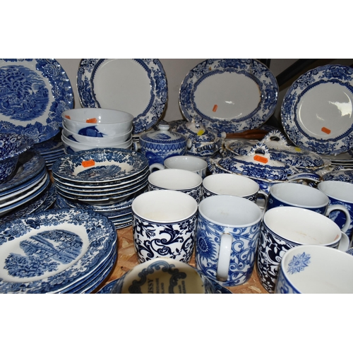 330 - A QUANTITY OF BLUE AND WHITE DINNER WARES, over one hundred pieces, to include Keeling & Co Marlboro... 