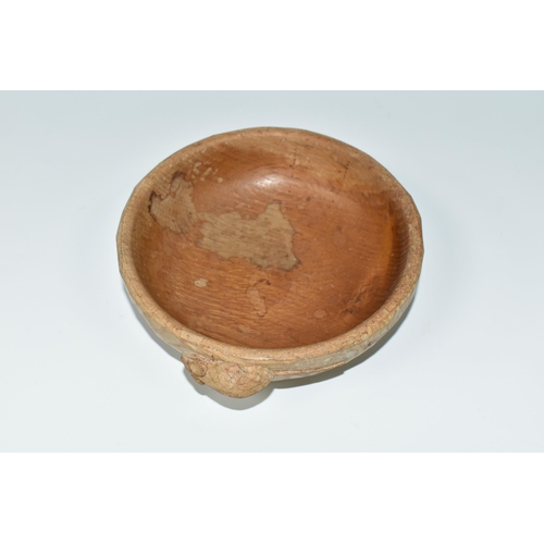 374 - A ROBERT 'MOUSEMAN' THOMPSON CARVED OAK NUT BOWL, with signature carved mouse to exterior, diameter ... 