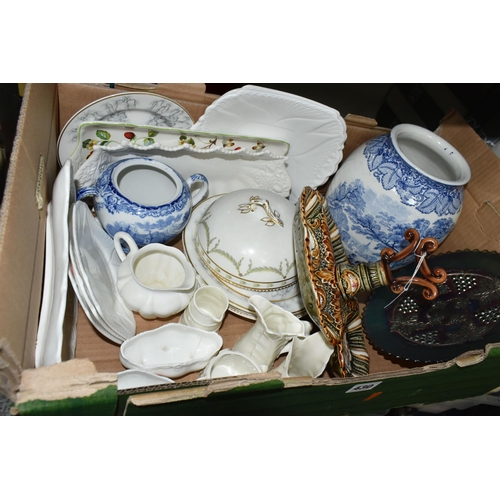 430 - ONE BOX OF CERAMICS AND COLLECTOR'S PLATES, to include a majolica trefoil, a domed top Wedgwood chee... 