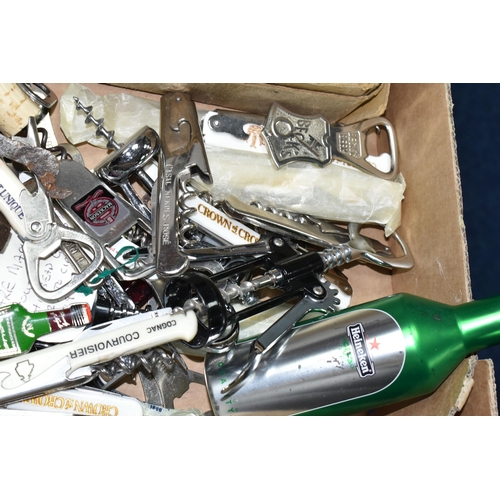 443 - ONE TRAY CONTAINING A LARGE COLLECTION OF ADVERTISING CORKSCREWS AND BOTTLE OPENERS, to include Ment... 