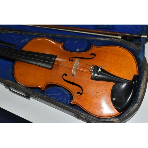 462 - ONE VIOLIN WITH BOW AND WOODEN CASE, a blue felt lined black painted wooden case, bow in need of att... 