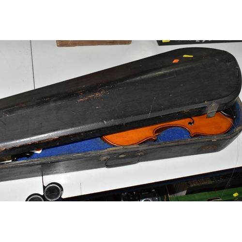 462 - ONE VIOLIN WITH BOW AND WOODEN CASE, a blue felt lined black painted wooden case, bow in need of att... 