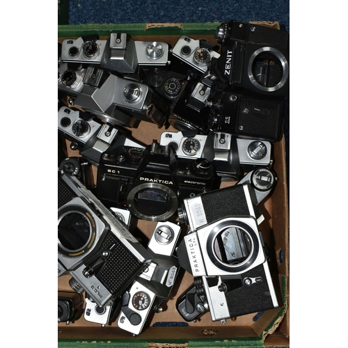 464 - ONE BOX OF VINTAGE PRAKTICA CAMERAS, to include models LLC, LTL, EE2, BCA Electronic, L2, BC1 Electr... 