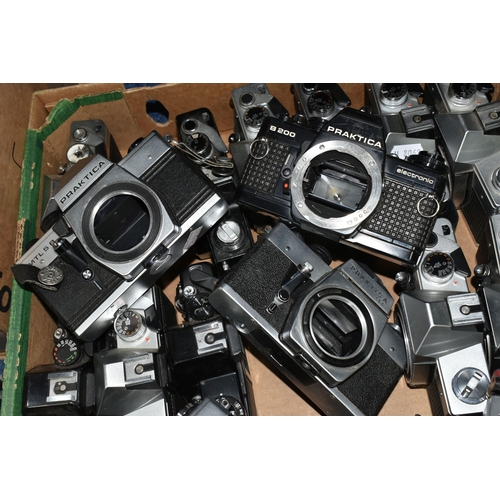 464 - ONE BOX OF VINTAGE PRAKTICA CAMERAS, to include models LLC, LTL, EE2, BCA Electronic, L2, BC1 Electr... 