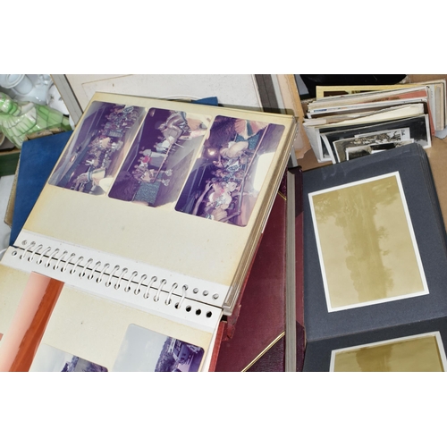 534 - SIX PHOTOGRAPH ALBUMS & LOOSE PHOTOGRAPHS  containing a large number of photographs from Great Brita... 