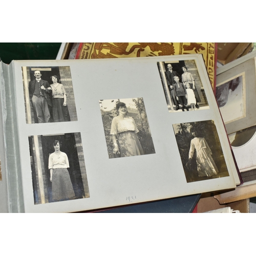 534 - SIX PHOTOGRAPH ALBUMS & LOOSE PHOTOGRAPHS  containing a large number of photographs from Great Brita... 