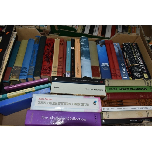 565 - EIGHT BOXES OF CLASSIC OR CONTEMPORARY FICTION BOOKS containing over 305 titles in hardback and pape... 