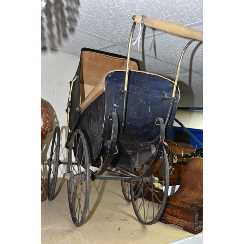 571 - AN ANTIQUE CHILDRENS DOLLS PRAM, together with a small wicker chair, Condition Report: pram in need ... 