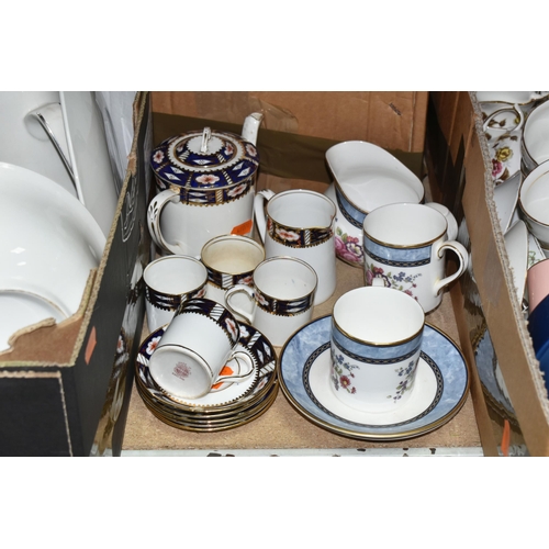 574 - SIX BOXES AND LOOSE ASSORTED TEA AND DINNER WARES ETC, to include Woods 'Lucerne' coffee wares, Wash... 