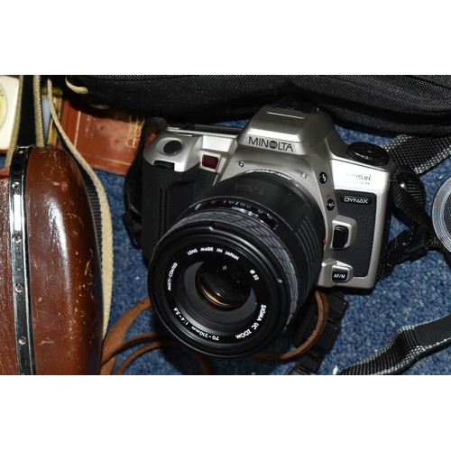 596 - TWO VINTAGE CAMERAS, comprising a Zeiss Ikon Contaflex camera with a Carl Zeiss Tessar 45mm lens in ... 