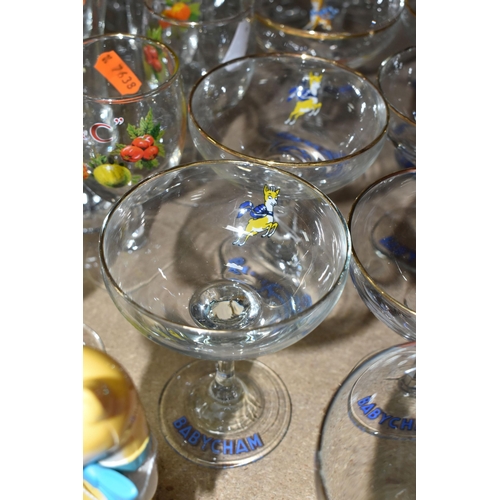 604 - A COLLECTION OF BABYCHAM AND SIMILAR VINTAGE BREWERIANA, to include twelve 1950s Babycham glasses wi... 