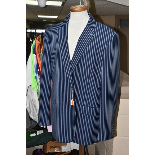 627 - A QUANTITY OF GENTLEMEN'S CLOTHING AND ACCESSORIES, to include a Gurteen striped blazer, UK size 48R... 