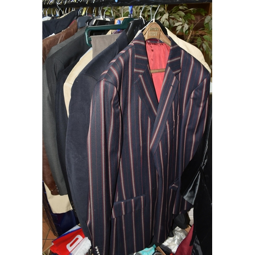 630 - A LARGE QUANTITY OF GENTLEMEN'S CLOTHING AND ACCESSORIES, to include eight suits, rain jackets, over... 