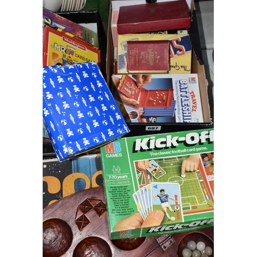 697 - A QUANTITY OF VINTAGE GAMES ETC, to include Spacenik-2, Kick-off, Waddington Sorry, T.S.L pocket che... 