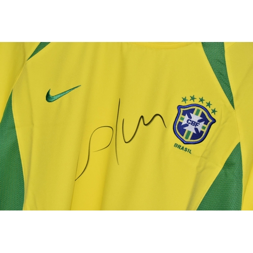 723 - A BRAZIL REPLICA HOME FOOTBALL SHIRT SIGNED BY CAFU, signed to front in black felt pen, shirt in ver... 