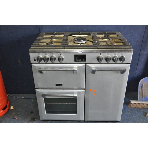 1070 - A STOVES 44444040 ELLINGWOOD RANGE GAS COOKER with five burners, grill and two ovens width 90cm dept... 