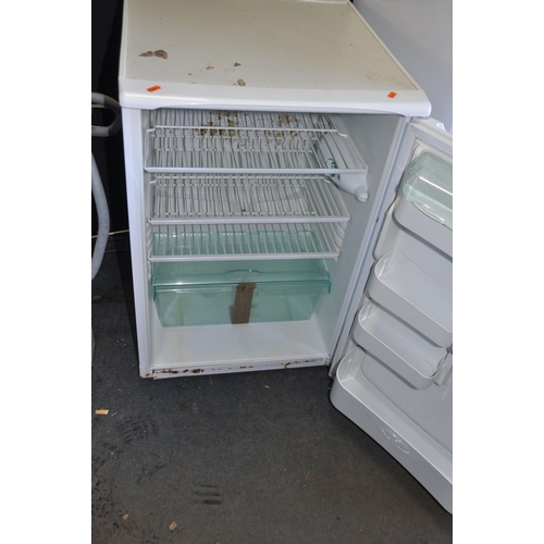 1077 - A HOTPOINT UNDERCOUNTER FRIDGE width 55cm depth 60cm height 85cm (PAT pass and working at 5 degrees)