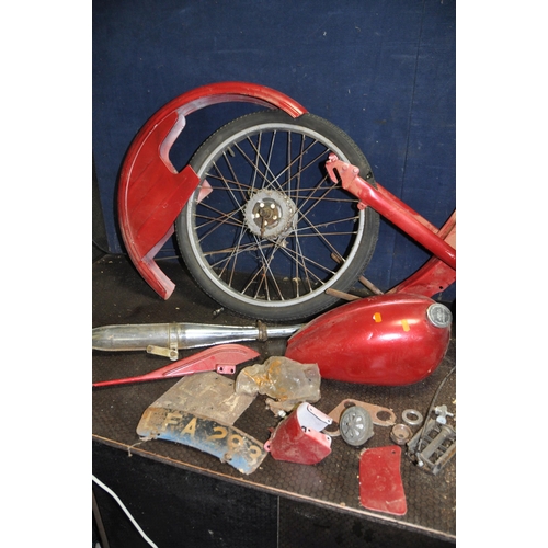 1081 - A VINTAGE RALEIGH GADABOUT AUTOCYCLE FOR RESTORATION in dismantled condition, parts include a Villie... 