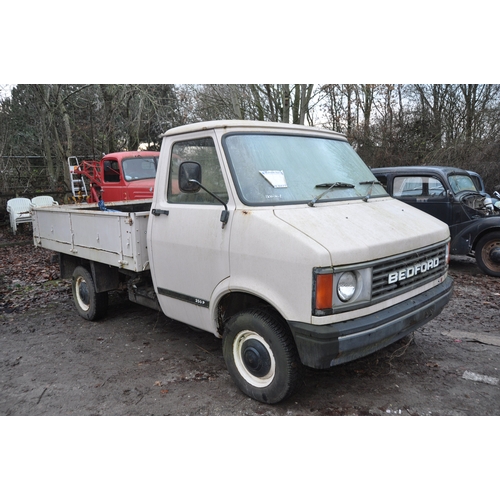 999 - A 1984 BEDFORD CF2 250P PICK UP TRUCK IN GREY, REGISTRATION NUMBER B53 LDX, first registered August ... 