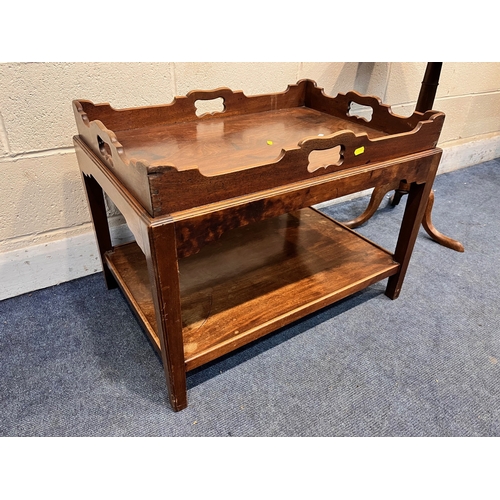 1367 - A GEORGIAN MAHOGANY TRAY TOP BUTLERS TABLE, with a wavy gallery and four handles, width 72cm x depth... 