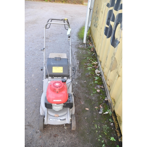 1007 - A HONDA HRB425c self propelled petrol lawn mower with grass box (engine pulls freely but hasn't star... 