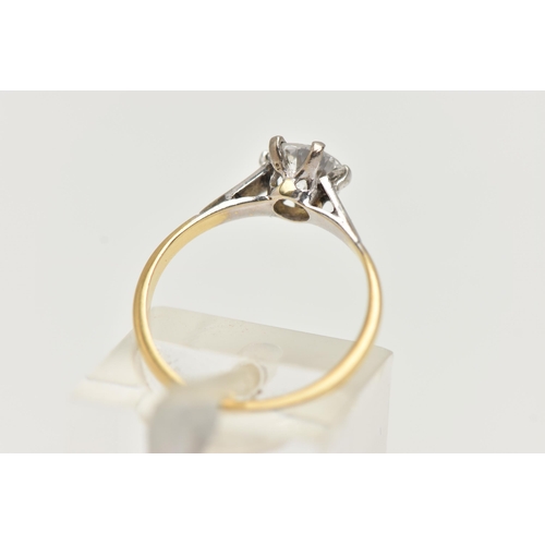 30 - A SINGLE STONE DIAMOND RING, the brilliant cut diamond within a six claw setting, estimated diamond ... 