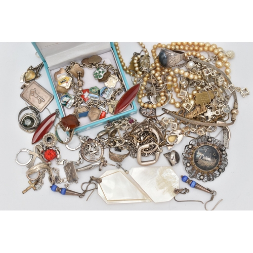 38 - AN ASSORTMENT OF SILVER AND WHITE METAL JEWELLERY, to include pendant necklaces, rings, bracelets, e... 