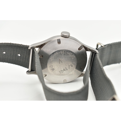 7 - A SMITHS BRITISH MILITARY WRISTWATCH, the matt black dial, with Military arrow, circled T, white Ara... 