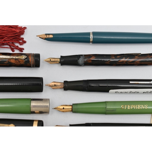 50 - AN ASSORTMENT OF PENS, to include three 'Conway Stewart' fountain pens, nibs stamped 14ct, Esterbroo... 