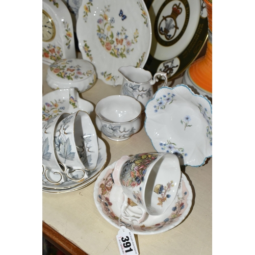 391 - A COLLECTION OF CERAMICS, to include a large orange and grey Shelley jug, height 23cm, a Royal Doult... 