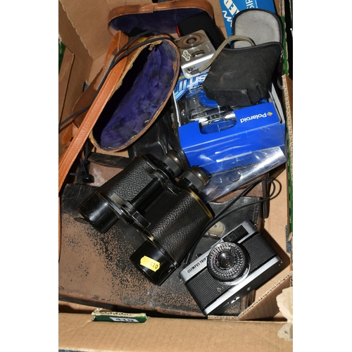 410 - ONE BOX OF VINTAGE CAMERAS AND EQUIPMENT, to include a brown leather case containing a Monroe No6 fo... 