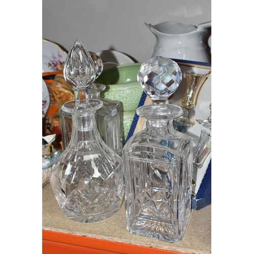 473 - A GROUP OF CERAMICS, GLASS AND CHALKWARE, to include a Royal Crown Derby 'Royal Antoinette' side pla... 