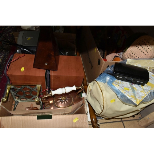 532 - FOUR BOXES OF AUDIO EQUIPMENT AND MISCELLANEOUS SUNDRIES, to include a Roberts Classic 939 radio, a ... 