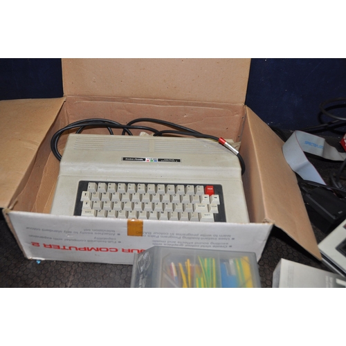 1065 - A TRAY CONTAINING ELECTRICAL EQUIPMENT AND TOOLS including a Uni-T UT801 bench top multimeter, Radio... 