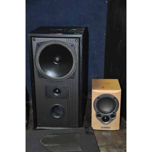 1076 - A TECHNICS AND MISSION COMPONENT HI FI comprising of a ST-G570L tuner, a RS-BX606 tape player, a pai... 