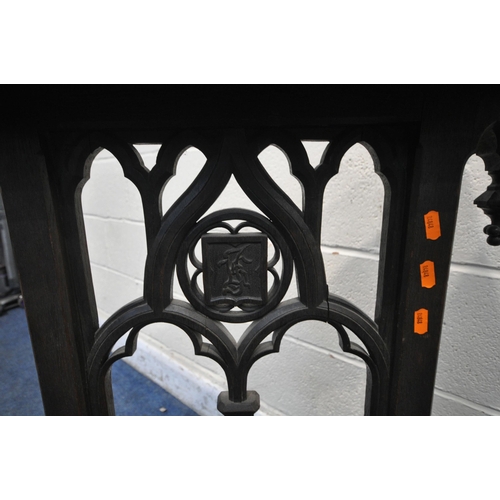 1232 - A 19TH CENTURY OAK CHURCH PRAYER KNEELER, with burgundy upholstered elbow rest and kneeling platform... 