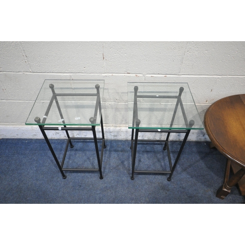 1238 - A SMALL 20TH CENTURY OAK DROP LEAF TABLE, open width 75cm x closed width 27cm x depth 62cm x height ... 