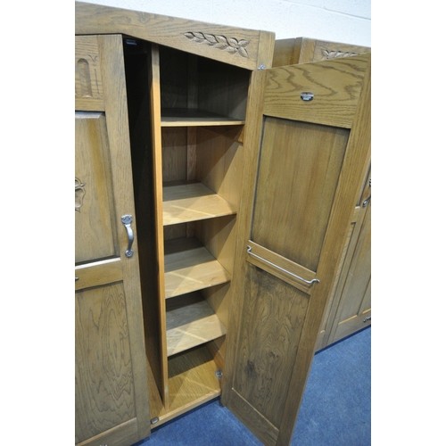 1255 - A WEBBER FURNITURE CROYDON RANGE OAK TWO PIECE BEDROOM SUITE, comprising a large double door wardrob... 