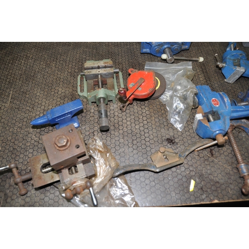 1113 - A BOX CONTAINING CLAMPS AND VICES including a Record 3 clamp, a Record No051 spokeshave, a Record mi... 