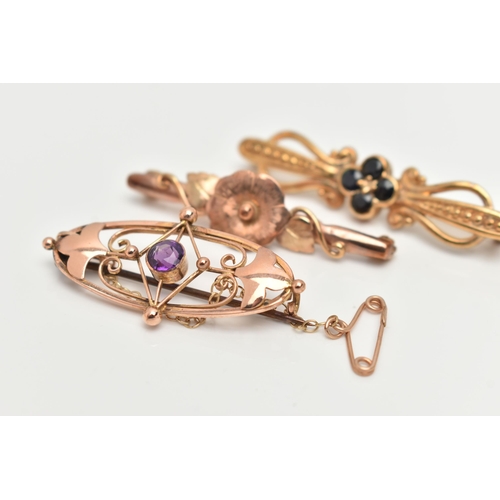 65 - THREE BROOCHES, to include a rose gold flower bar brooch, fitted with a brooch pin and safety clasp,... 