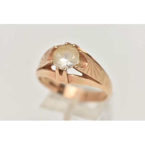 91 - A 9CT GOLD SINGLE STONE GENTS RING, a round cut colourless topaz, prong set in yellow gold, trifurca... 