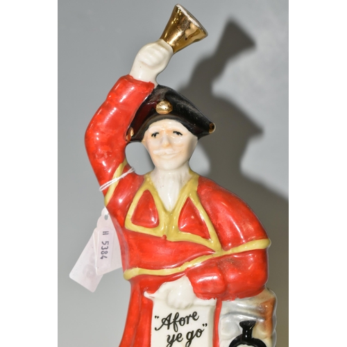 336 - BREWERIANA: A CERAMIC BELL'S SCOTCH WHISKY ADVERTISING FIGURE 'AFORE YE GO',  a Town Cryer ringing o... 