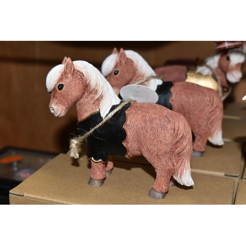 377 - TWELVE BOXED ENESCO 'COUNTRYSIDE COUTURE' FIGURES, comprising two each of Douglas the Highland cow n... 