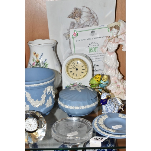 421 - A GROUP OF CERAMIC AND GLASS GIFTWARE, to include a Royal Crown Derby Lamb paperweight (second quali... 