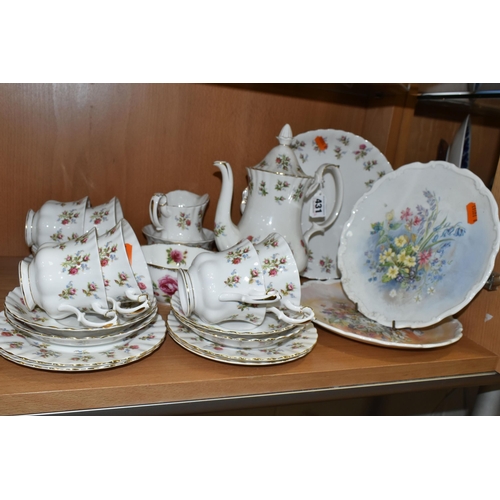 431 - A GROUP OF ROYAL ALBERT 'WINSOME' PATTERN TEAWARE, comprising six tea cups, six saucers, six tea pla... 