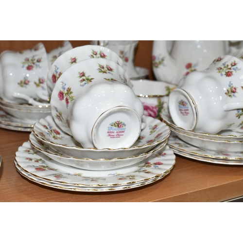 431 - A GROUP OF ROYAL ALBERT 'WINSOME' PATTERN TEAWARE, comprising six tea cups, six saucers, six tea pla... 