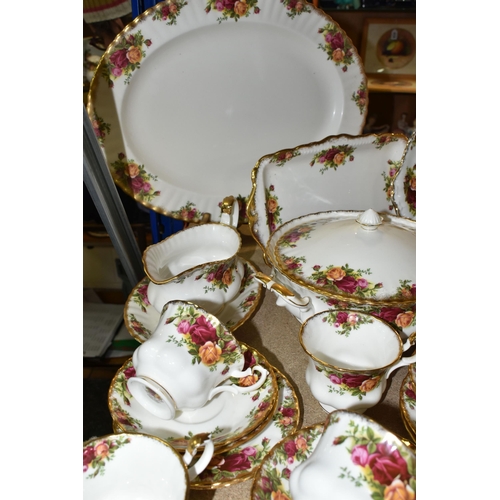 453 - A LARGE QUANTITY OF ROYAL ALBERT 'OLD COUNTRY ROSES' PATTERN TEA AND DINNERWARE, comprising three te... 