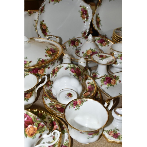 453 - A LARGE QUANTITY OF ROYAL ALBERT 'OLD COUNTRY ROSES' PATTERN TEA AND DINNERWARE, comprising three te... 