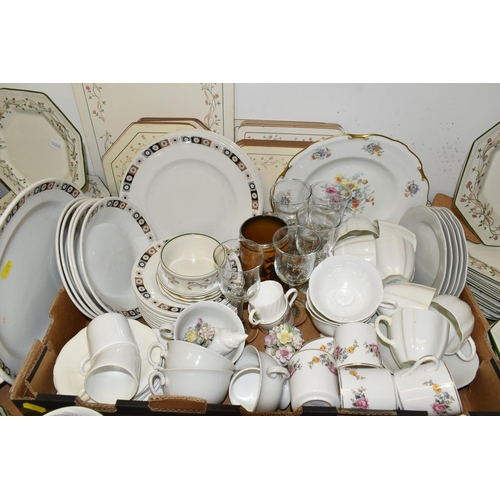 490 - A BOX AND LOOSE DINNER WARES, to include a large Johnson Brothers 'Eternal Beau' pattern dinner serv... 