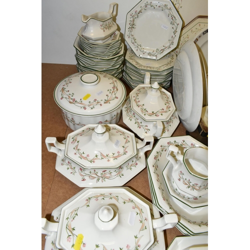 490 - A BOX AND LOOSE DINNER WARES, to include a large Johnson Brothers 'Eternal Beau' pattern dinner serv... 